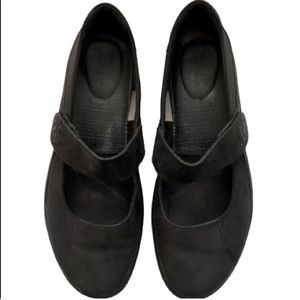 Rockport mary jane comfy flats size 8